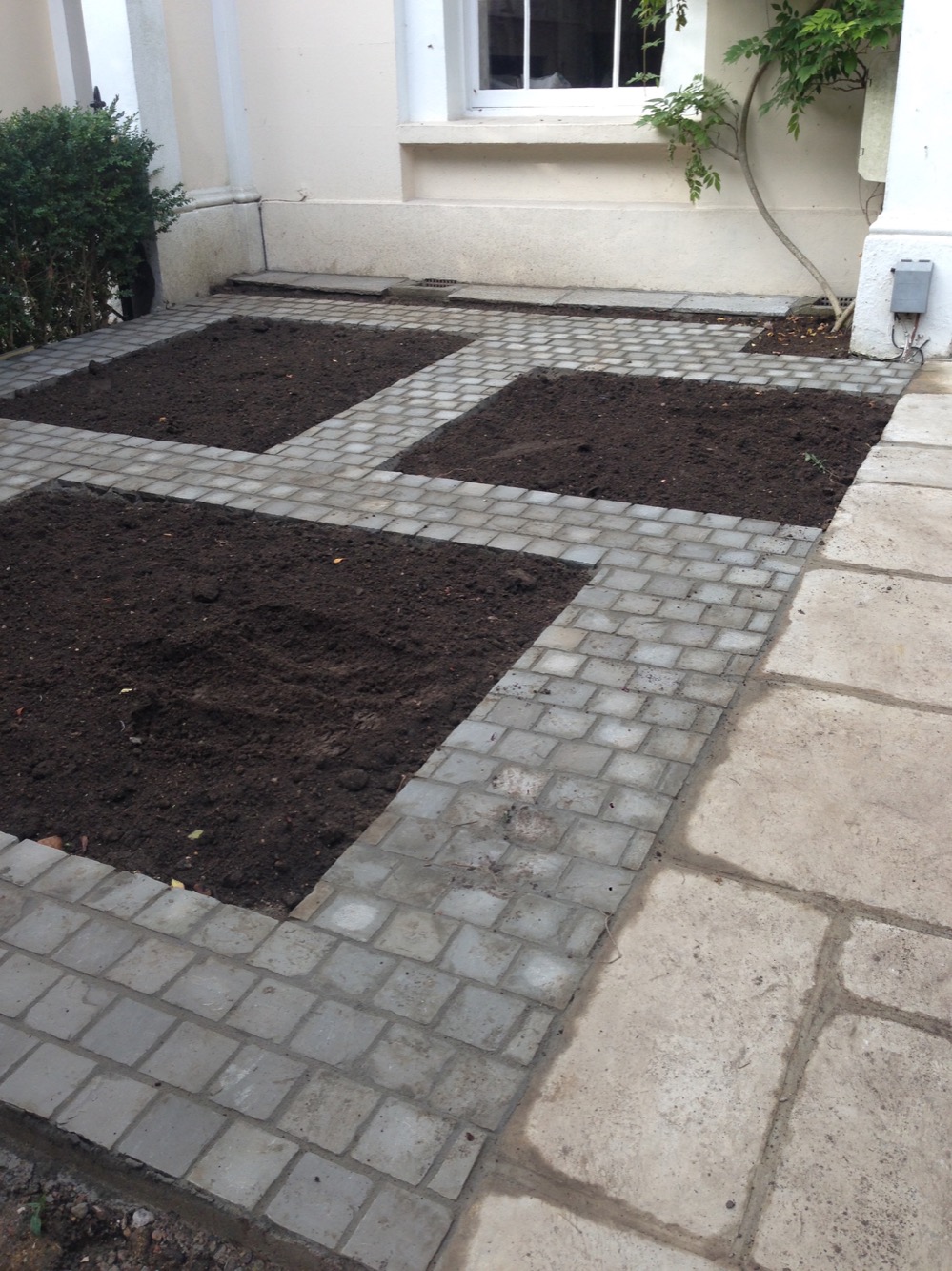 Granite setts, Yorkstone paving